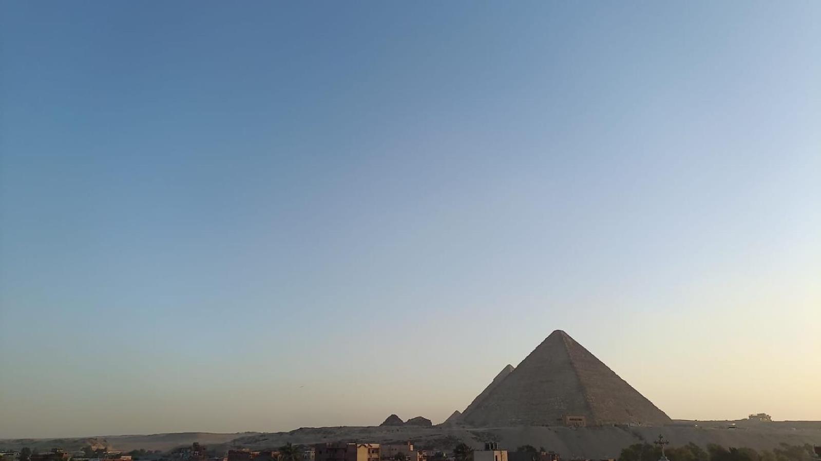 Sami Holiday Inn - Pyramids View Rooftop Al Kawm al Akhdar Εξωτερικό φωτογραφία